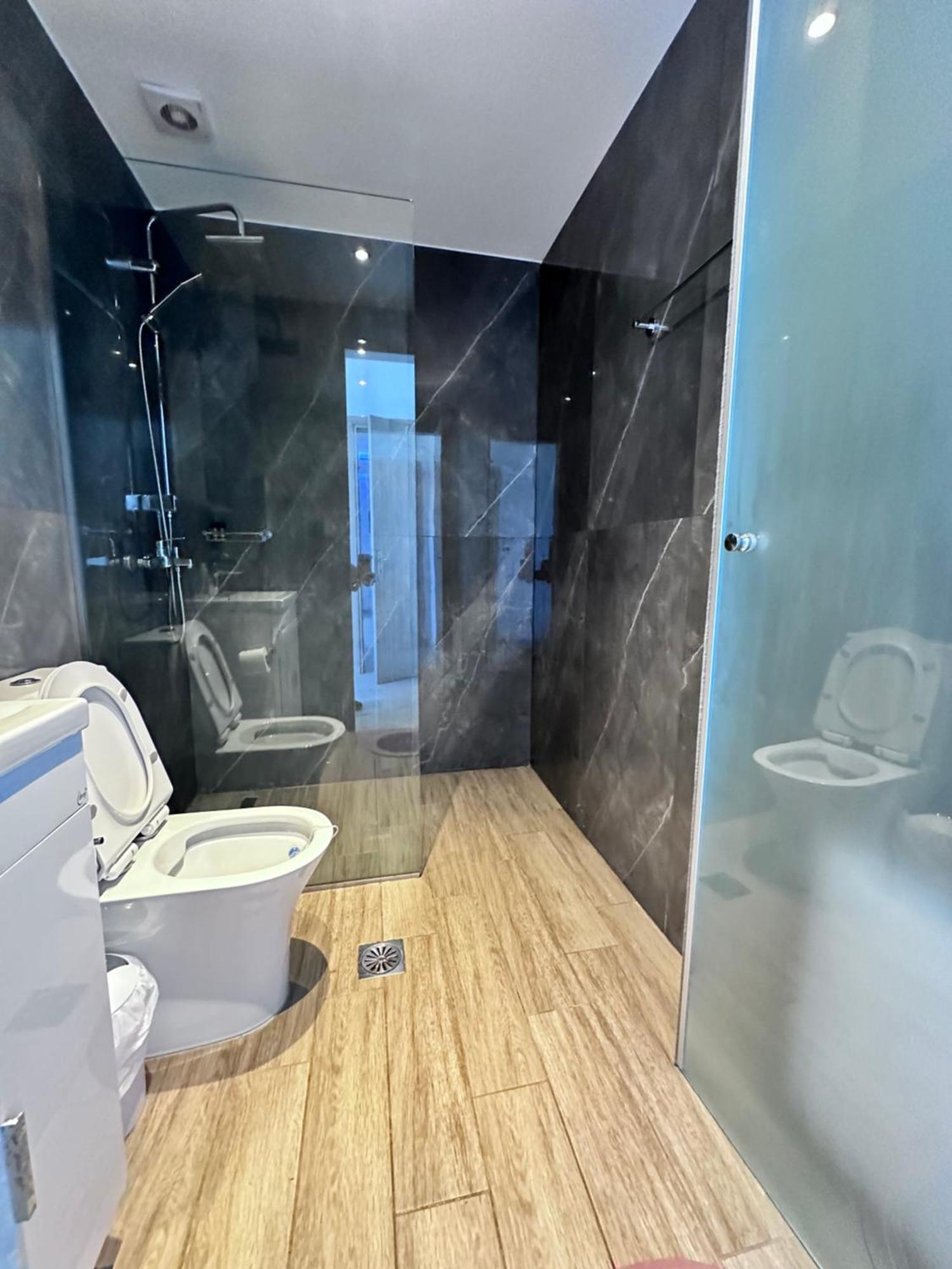Central Studios Apartments Аликанас Екстериор снимка