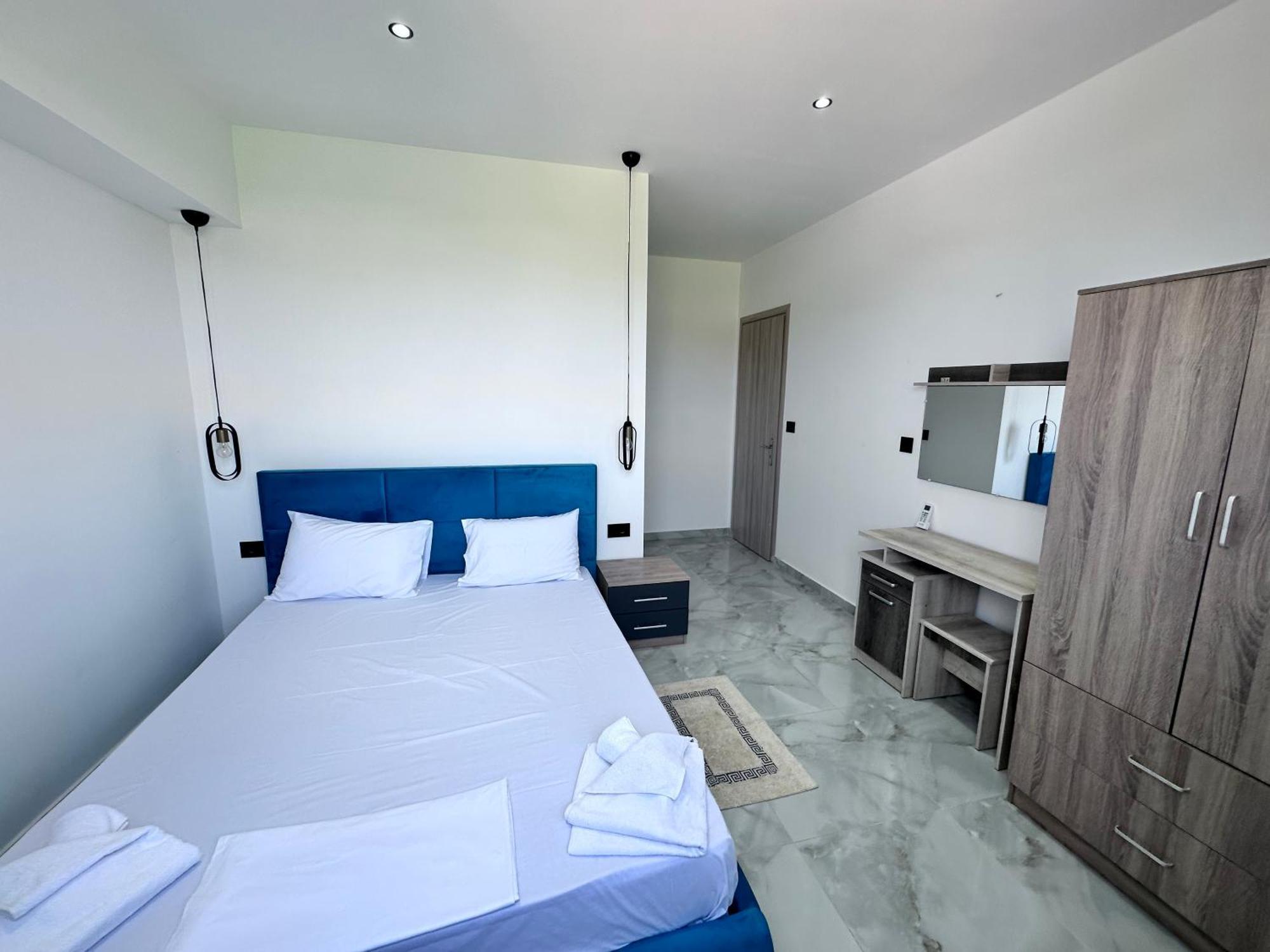 Central Studios Apartments Аликанас Екстериор снимка