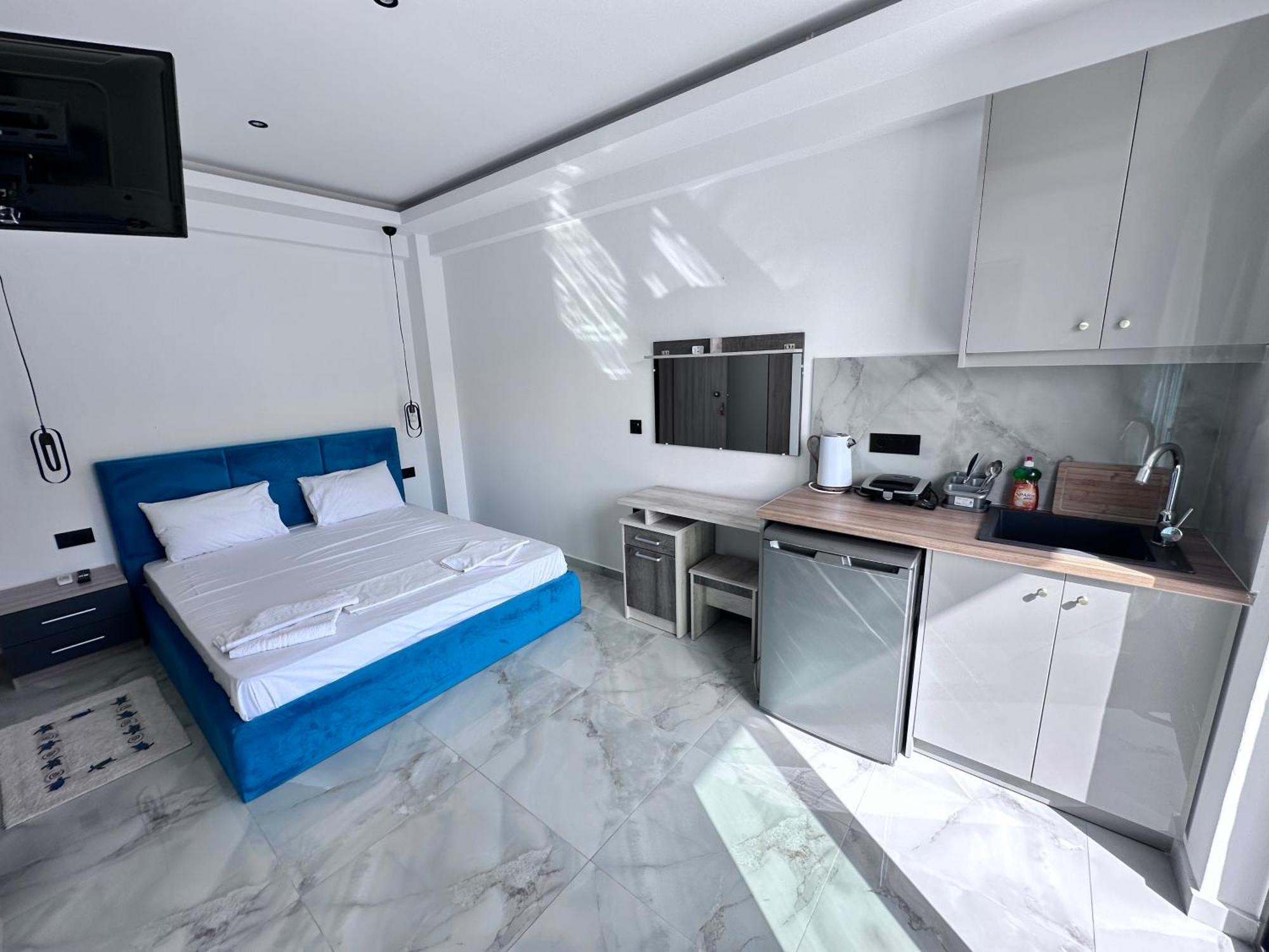 Central Studios Apartments Аликанас Екстериор снимка