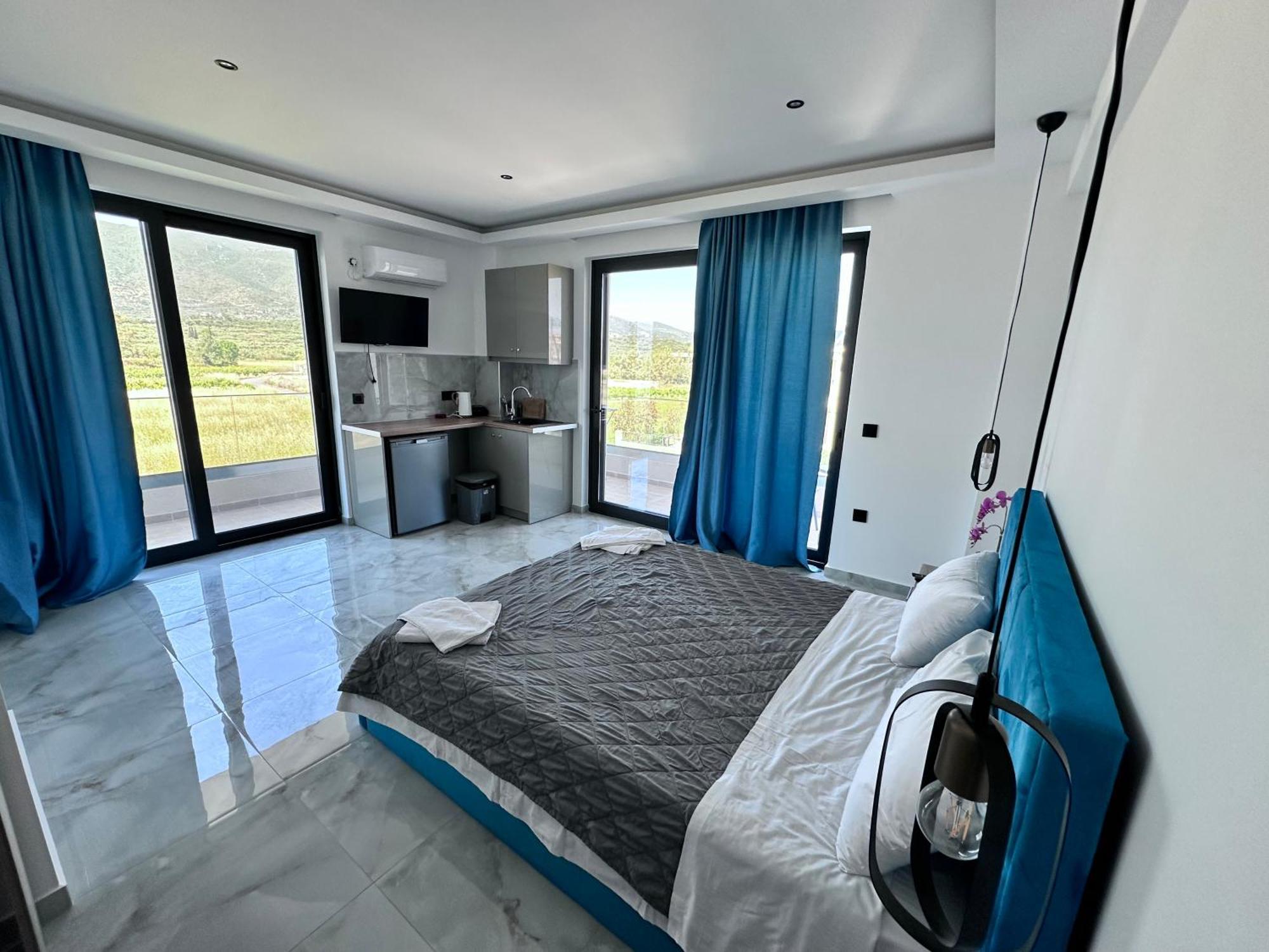Central Studios Apartments Аликанас Екстериор снимка