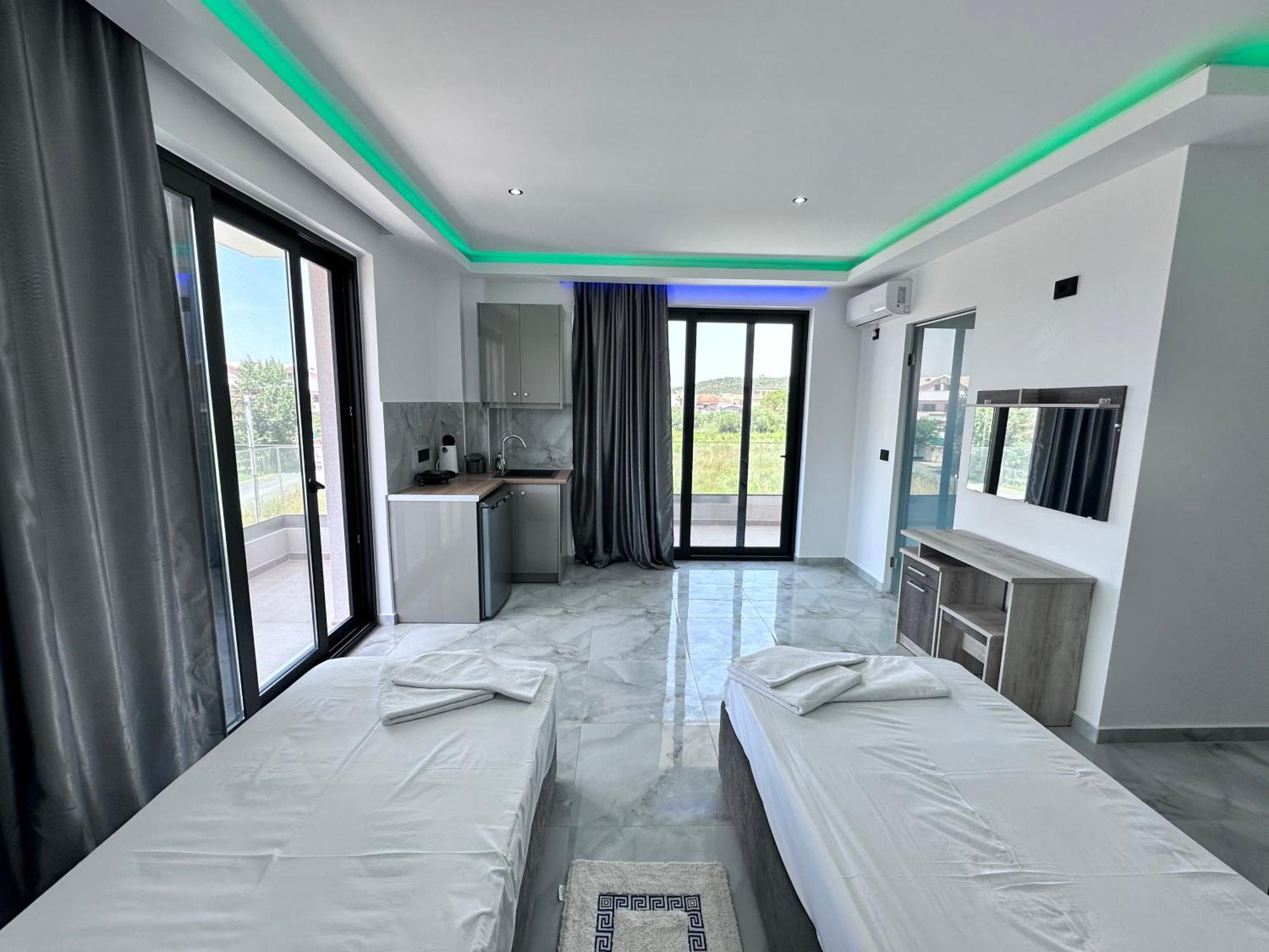 Central Studios Apartments Аликанас Екстериор снимка